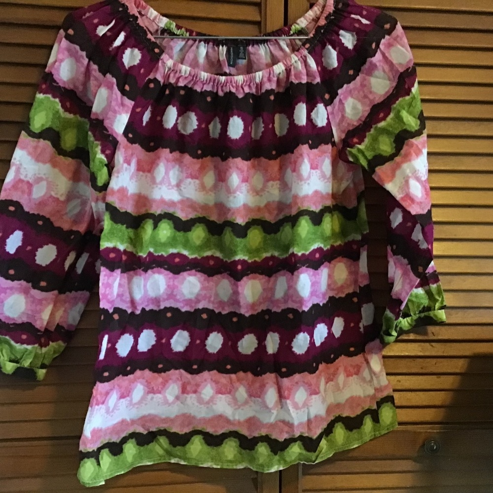 Adorable Madison small tie dye blouse